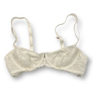 Tell Tale Lace Balconette Bra Size 34B
